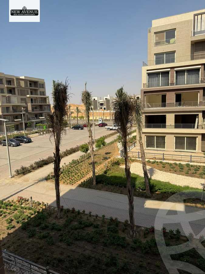 https://aqarmap.com.eg/en/listing/6214945-for-sale-cairo-new-cairo-compounds-blm-hylz-nyw-kyrw
