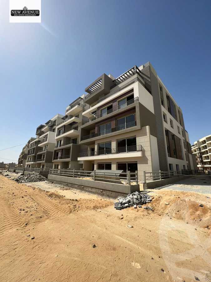 https://aqarmap.com.eg/en/listing/6214945-for-sale-cairo-new-cairo-compounds-blm-hylz-nyw-kyrw