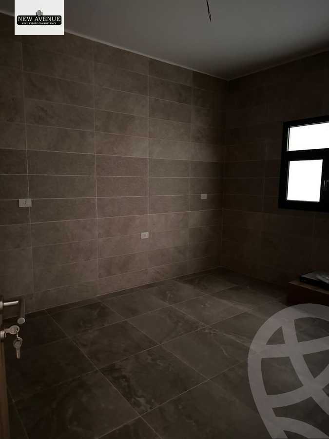 https://aqarmap.com.eg/en/listing/6220332-for-sale-cairo-new-cairo-compounds-fifth-square