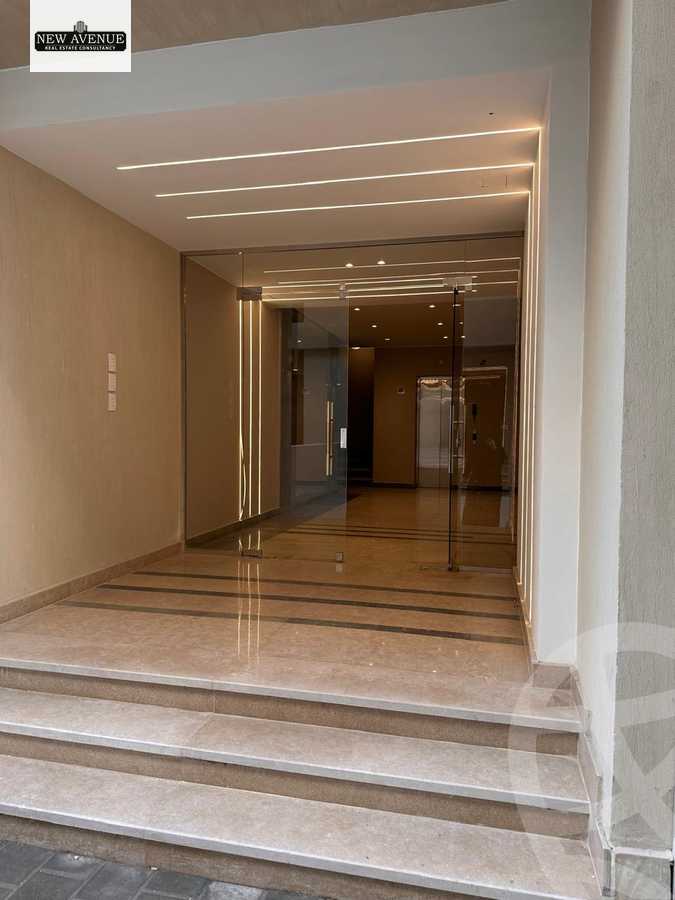 https://aqarmap.com.eg/en/listing/6220332-for-sale-cairo-new-cairo-compounds-fifth-square