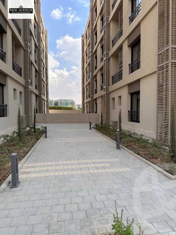 https://aqarmap.com.eg/en/listing/6220332-for-sale-cairo-new-cairo-compounds-fifth-square