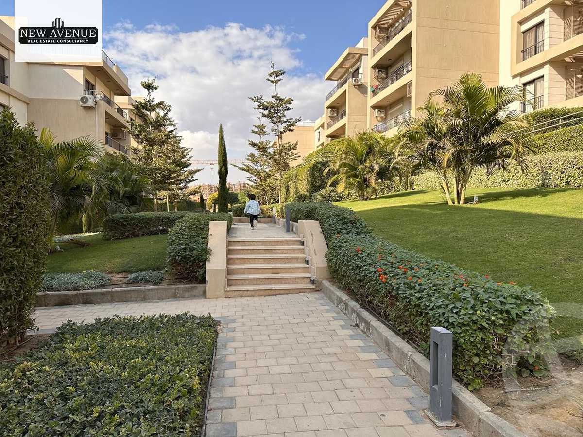 https://aqarmap.com.eg/en/listing/6220332-for-sale-cairo-new-cairo-compounds-fifth-square