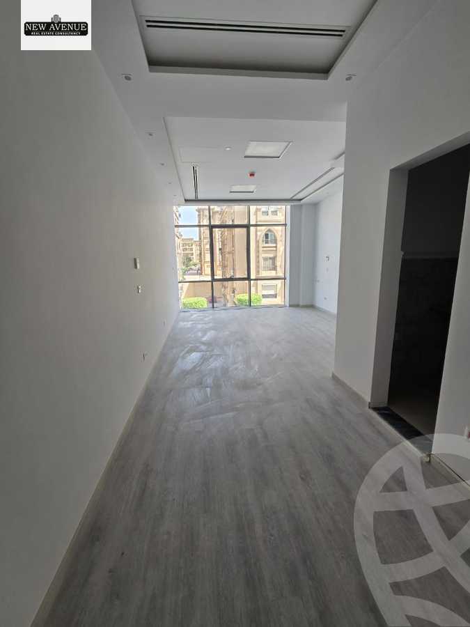 https://aqarmap.com.eg/en/listing/6225850-for-rent-cairo-new-cairo-compounds-leven-square-mall