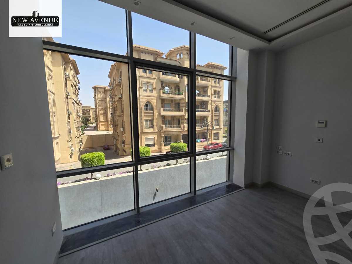 https://aqarmap.com.eg/en/listing/6225850-for-rent-cairo-new-cairo-compounds-leven-square-mall