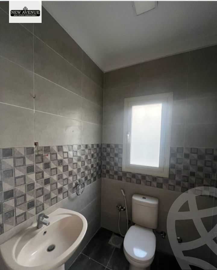 https://aqarmap.com.eg/en/listing/6225974-for-sale-cairo-new-cairo-compounds-byljyw
