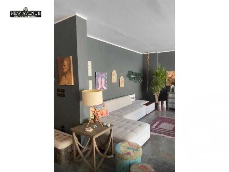 https://aqarmap.com.eg/en/listing/6227662-for-sale-cairo-el-shorouk-compounds-el-hayah-residence