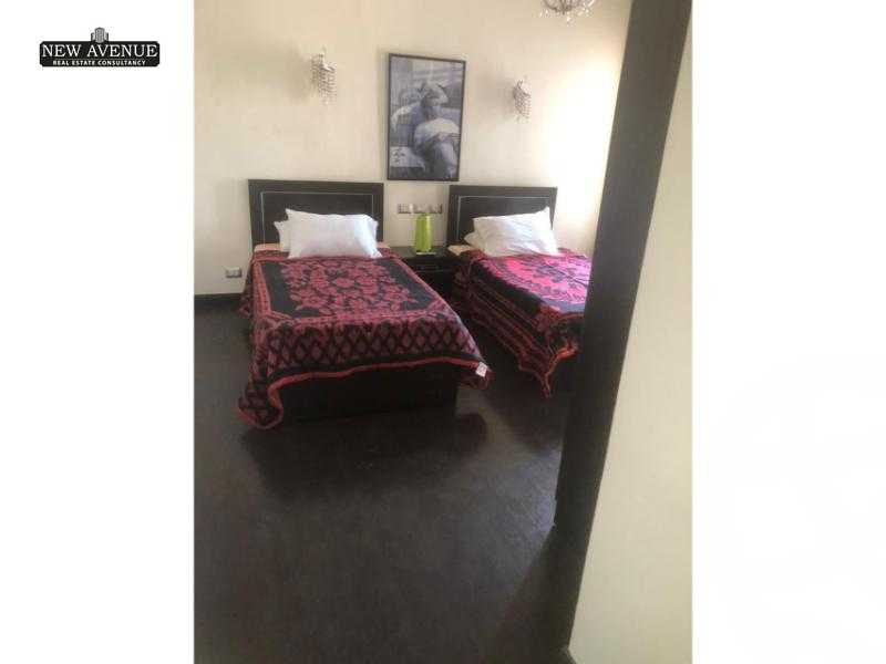 https://aqarmap.com.eg/en/listing/6227873-for-sale-cairo-new-cairo-compounds-kmbwnd-dh-fyldj-blm-hylz