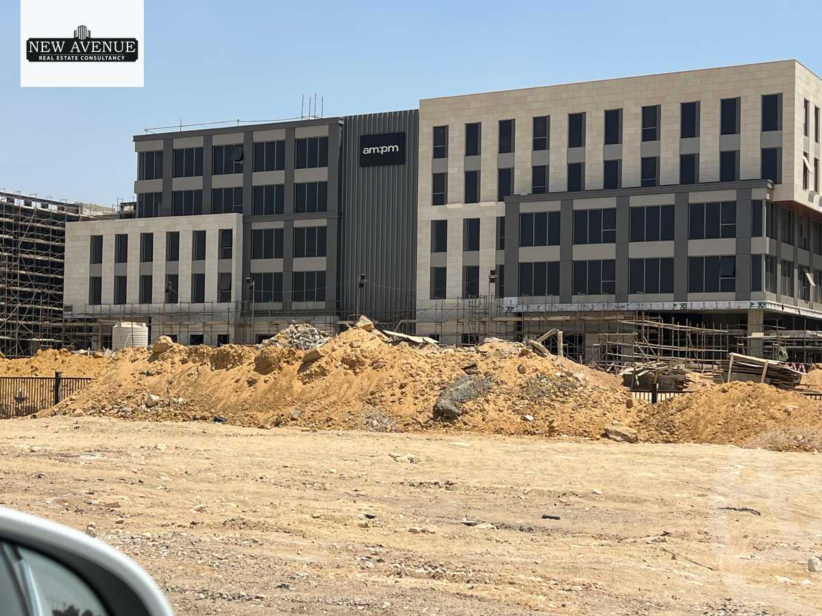 https://aqarmap.com.eg/ar/listing/6227999-for-sale-cairo-new-cairo-compounds-swan-lake-the-phoenix-hassan-allam