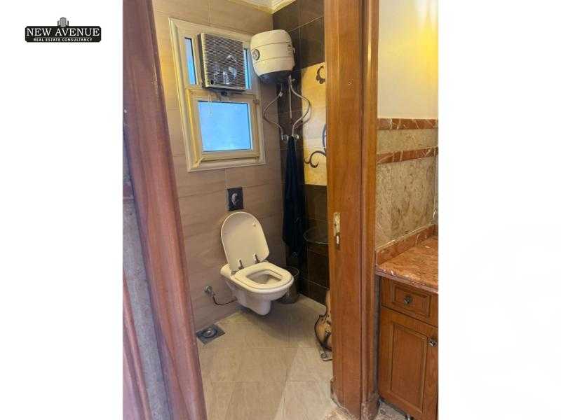 https://aqarmap.com.eg/en/listing/6228218-for-sale-cairo-new-cairo-compounds-moon-valley