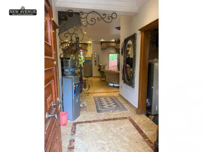 https://aqarmap.com.eg/en/listing/6228218-for-sale-cairo-new-cairo-compounds-moon-valley