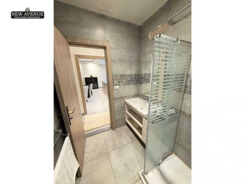 https://aqarmap.com.eg/ar/listing/6228264-for-sale-cairo-new-cairo-compounds-lakeview-residence