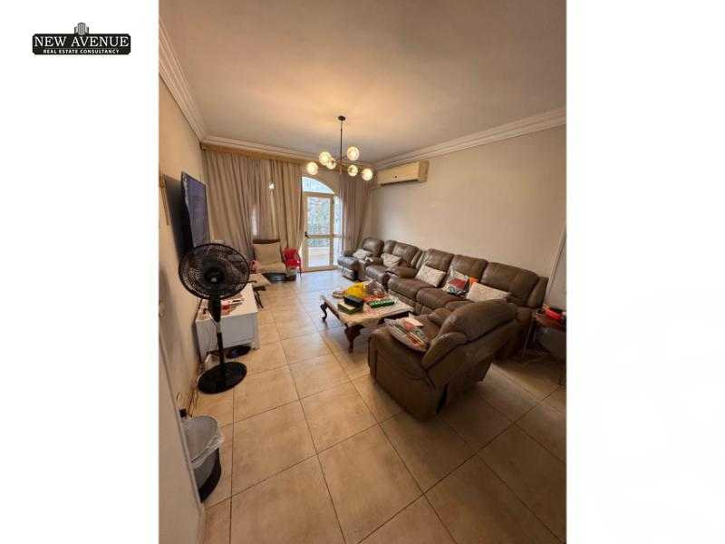 https://aqarmap.com.eg/en/listing/6228326-for-sale-cairo-el-sheikh-zayed-city-compounds-royal-city