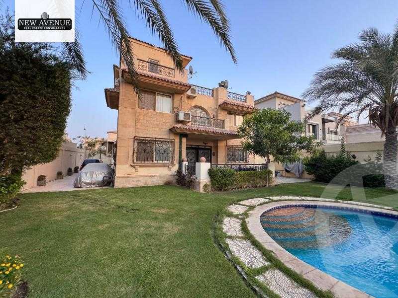 https://aqarmap.com.eg/en/listing/6228326-for-sale-cairo-el-sheikh-zayed-city-compounds-royal-city