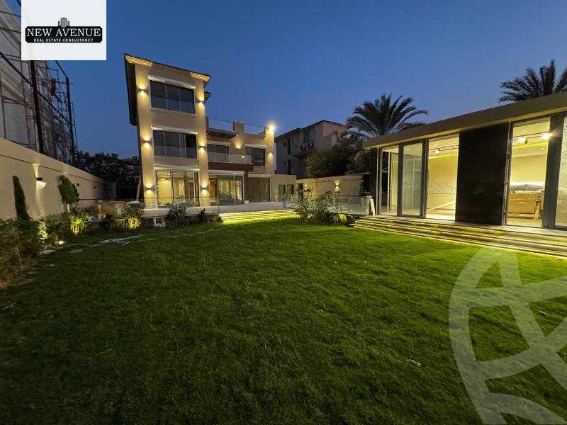 https://aqarmap.com.eg/en/listing/6229844-for-sale-cairo-el-sheikh-zayed-city-compounds-royal-city