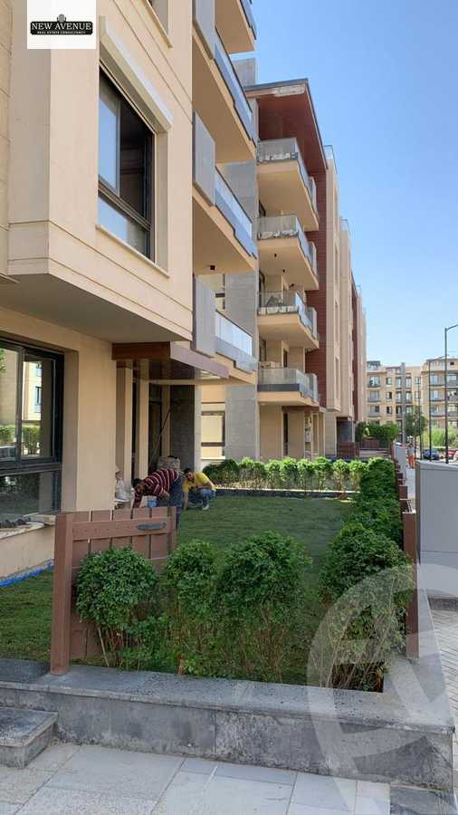 https://aqarmap.com.eg/ar/listing/6230073-for-sale-cairo-new-cairo-compounds-azad