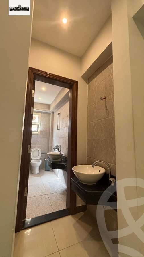 https://aqarmap.com.eg/ar/listing/6230078-for-sale-cairo-new-cairo-compounds-mivida-mivida-business-park-emaar