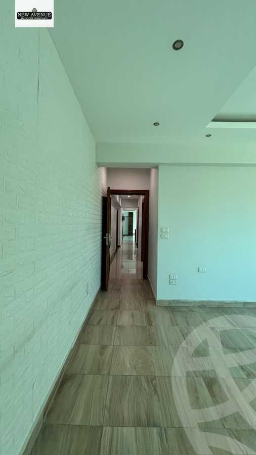 https://aqarmap.com.eg/ar/listing/6230078-for-sale-cairo-new-cairo-compounds-mivida-mivida-business-park-emaar
