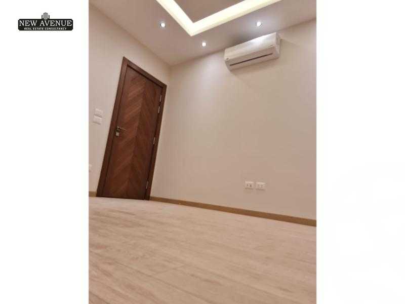 https://aqarmap.com.eg/en/listing/6231168-for-sale-cairo-new-cairo-compounds-lake-view