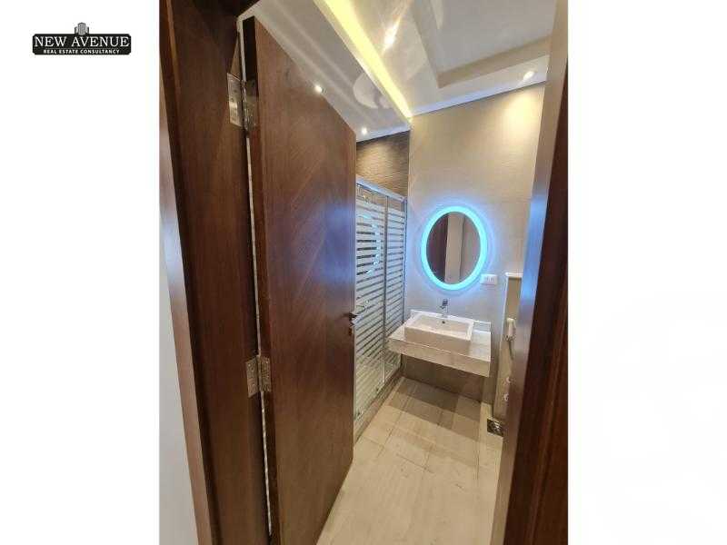 https://aqarmap.com.eg/en/listing/6231168-for-sale-cairo-new-cairo-compounds-lake-view