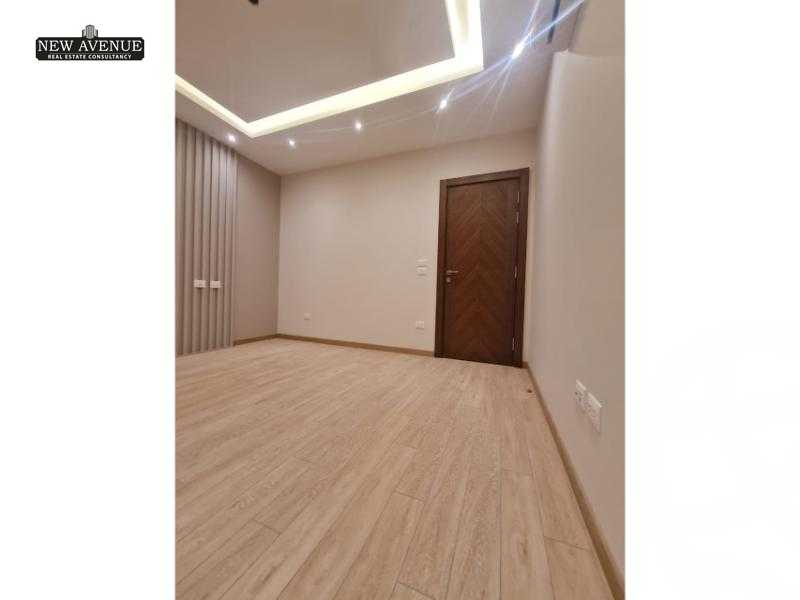 https://aqarmap.com.eg/en/listing/6231168-for-sale-cairo-new-cairo-compounds-lake-view