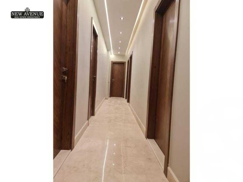 https://aqarmap.com.eg/en/listing/6231168-for-sale-cairo-new-cairo-compounds-lake-view