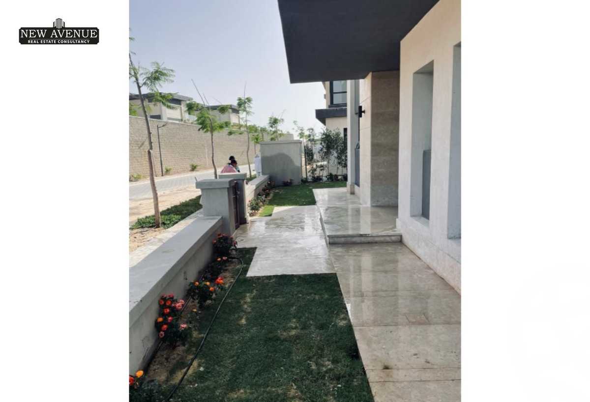 https://aqarmap.com.eg/en/listing/6232490-for-sale-cairo-new-cairo-compounds-swan-lake-iris-swan-lake-residence