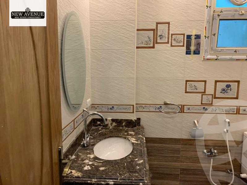 https://aqarmap.com.eg/en/listing/6234384-for-sale-cairo-el-sheikh-zayed-city-compounds-beverly-hills