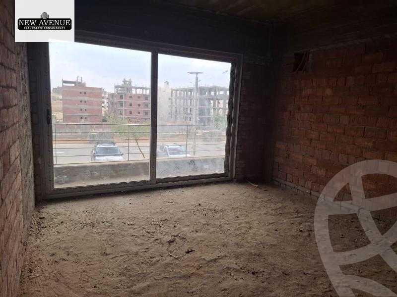 https://aqarmap.com.eg/ar/listing/6234489-for-sale-cairo-new-cairo-compounds-blm-hylz-nyw-kyrw