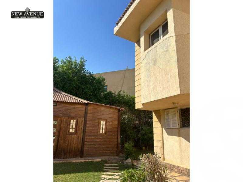 https://aqarmap.com.eg/ar/listing/6234814-for-sale-cairo-el-sheikh-zayed-city-compounds-el-rabwa