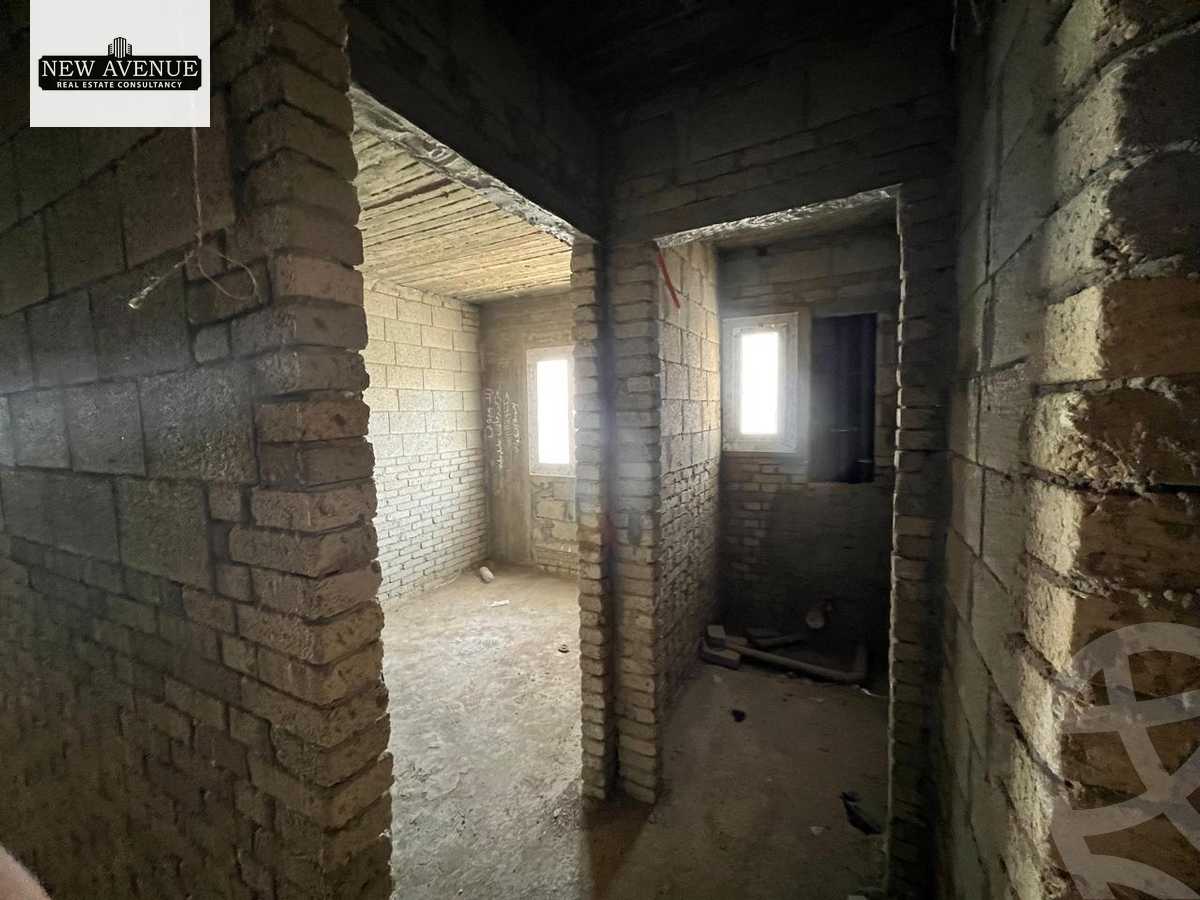 https://aqarmap.com.eg/ar/listing/6235286-for-sale-cairo-new-cairo-compounds-mountain-view-hyde-park