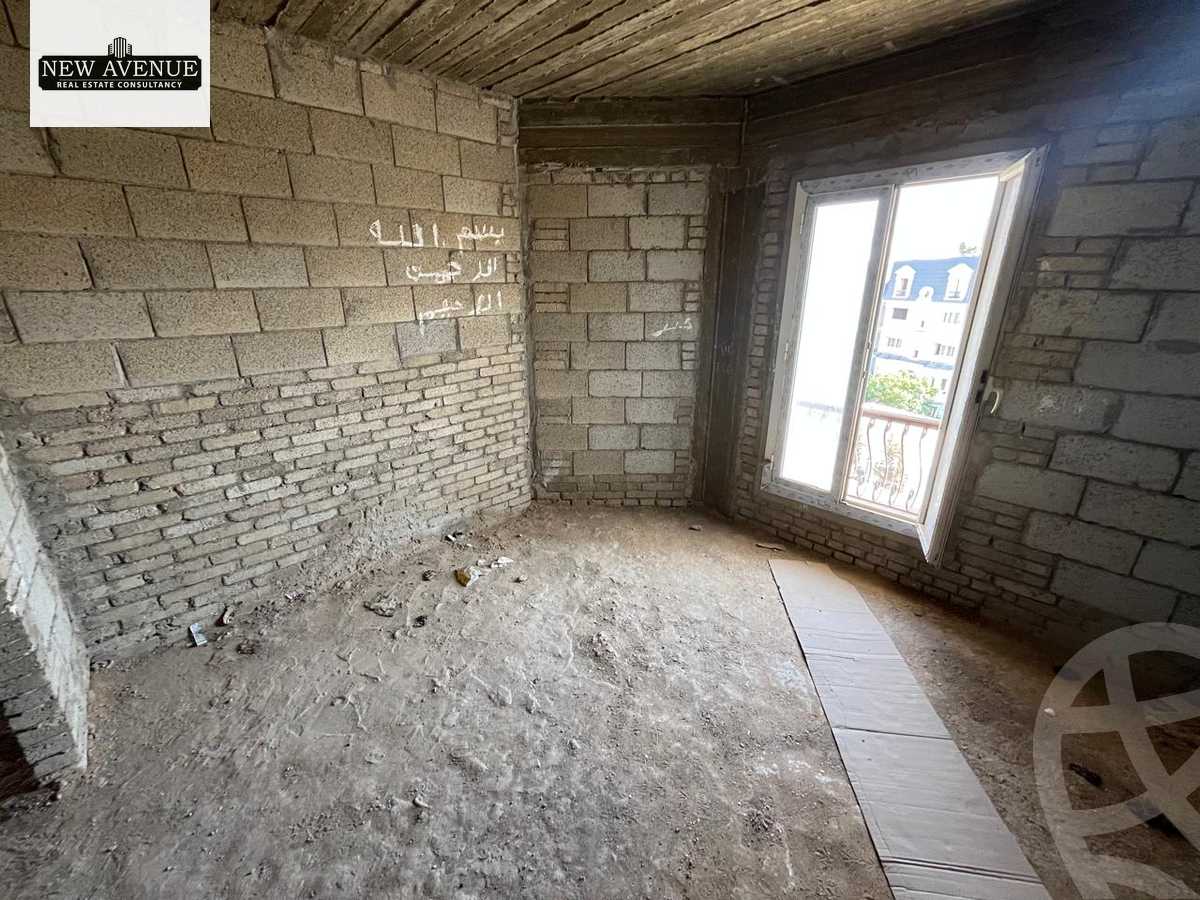 https://aqarmap.com.eg/ar/listing/6235286-for-sale-cairo-new-cairo-compounds-mountain-view-hyde-park