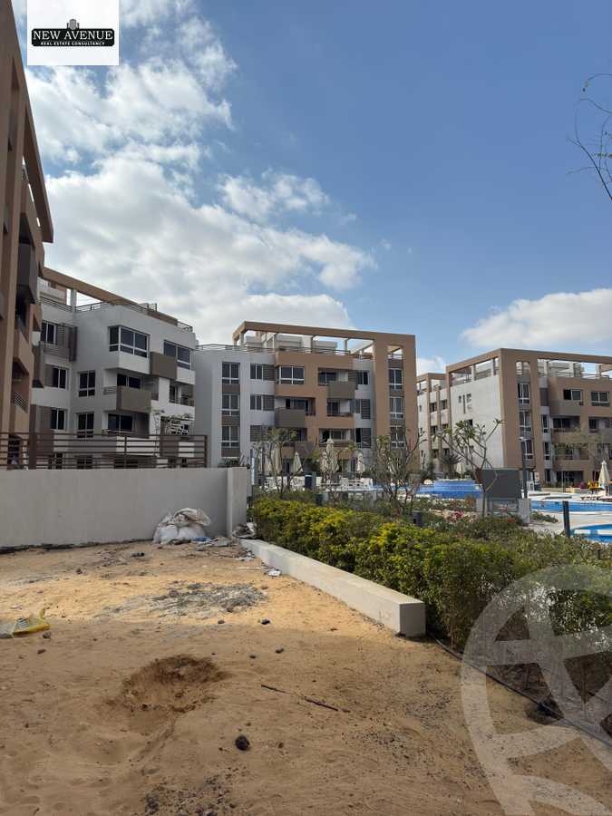 https://aqarmap.com.eg/ar/listing/6235360-for-sale-cairo-el-shorouk-compounds-granda-life