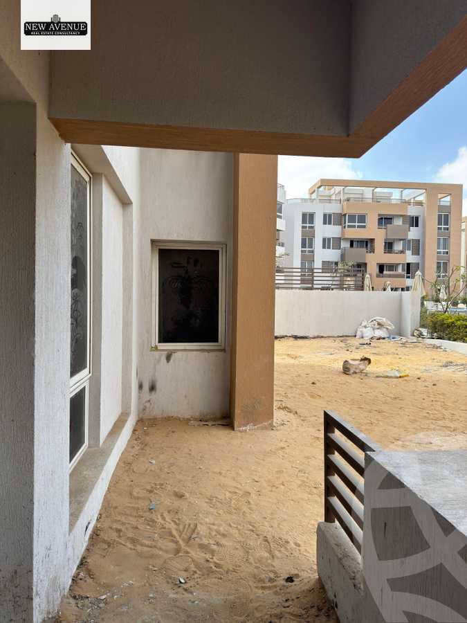 https://aqarmap.com.eg/ar/listing/6235360-for-sale-cairo-el-shorouk-compounds-granda-life