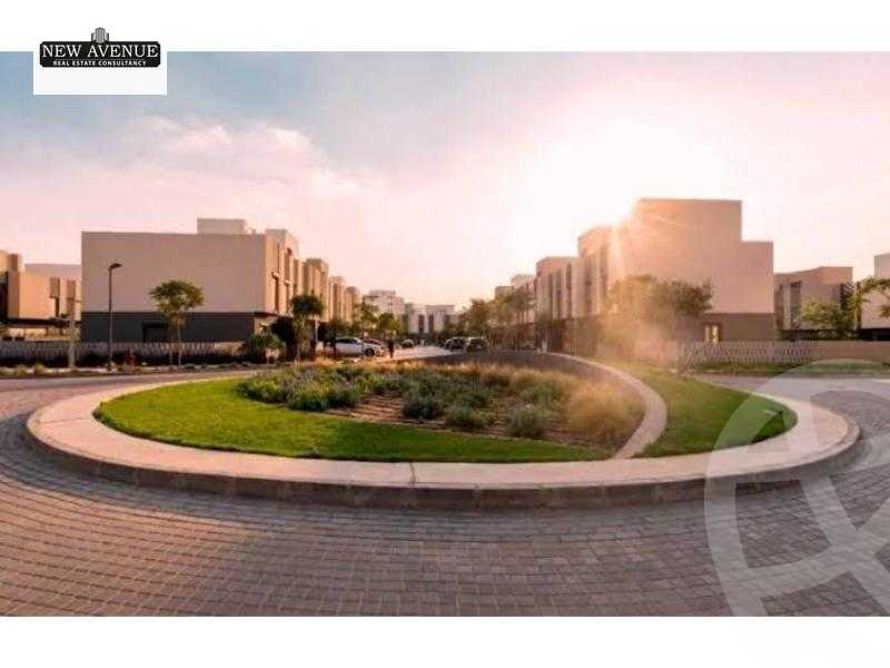 https://aqarmap.com.eg/ar/listing/6238749-for-sale-cairo-el-shorouk-compounds-al-burouj-compound-imkan