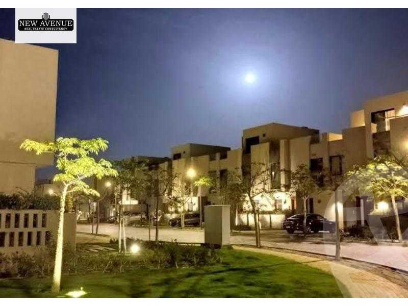 https://aqarmap.com.eg/ar/listing/6238749-for-sale-cairo-el-shorouk-compounds-al-burouj-compound-imkan
