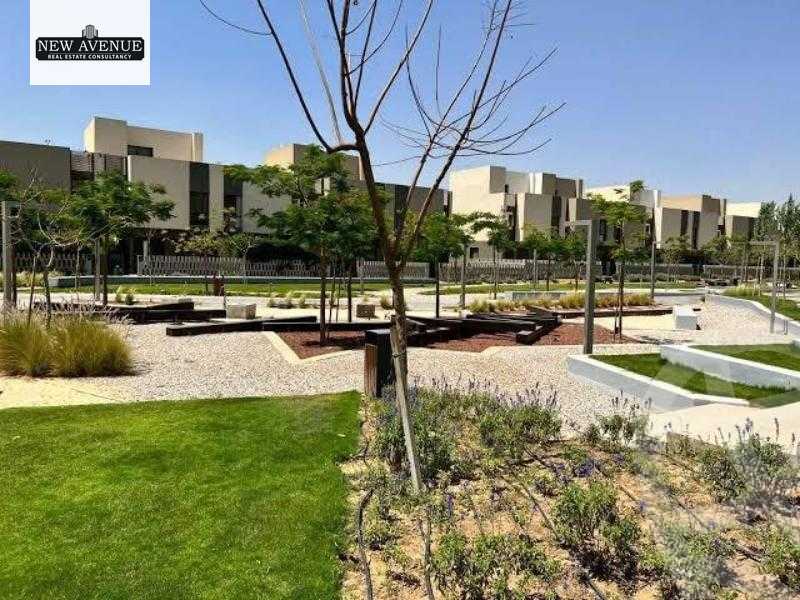 https://aqarmap.com.eg/ar/listing/6238749-for-sale-cairo-el-shorouk-compounds-al-burouj-compound-imkan