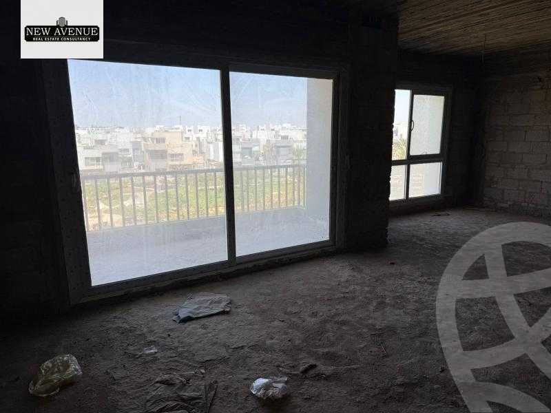 https://aqarmap.com.eg/ar/listing/6241079-for-sale-cairo-new-cairo-compounds-hyde-park-centre-ville-hyde-park