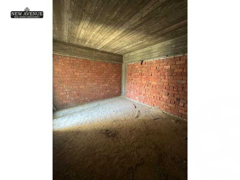 https://aqarmap.com.eg/ar/listing/6241355-for-sale-cairo-new-cairo-compounds-blm-hylz-nyw-kyrw