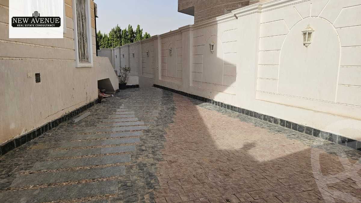 https://aqarmap.com.eg/en/listing/6245951-for-sale-cairo-el-shorouk-compounds-maadi-view