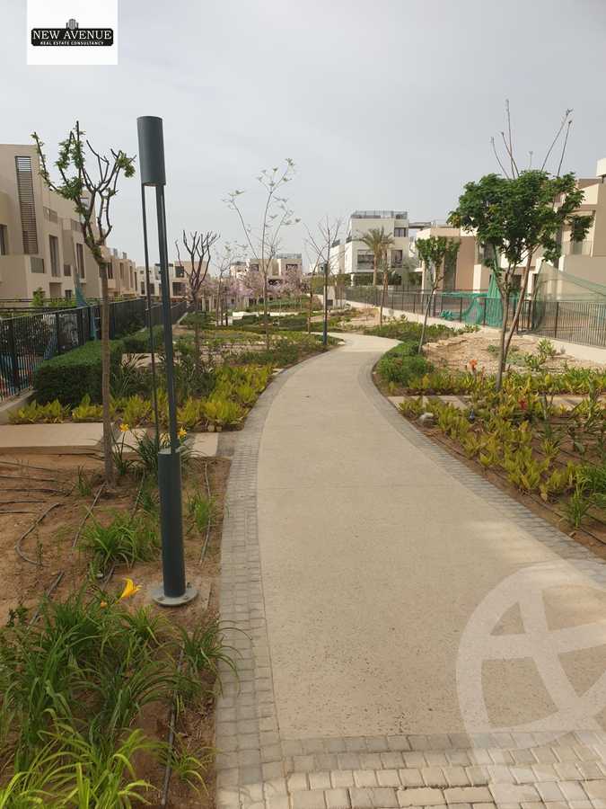 https://aqarmap.com.eg/en/listing/6249670-for-sale-cairo-new-heliopolis-compounds-sodic-east-azailya