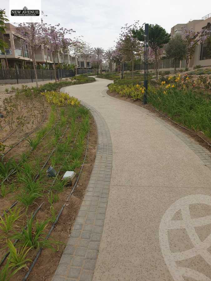 https://aqarmap.com.eg/en/listing/6249670-for-sale-cairo-new-heliopolis-compounds-sodic-east-azailya