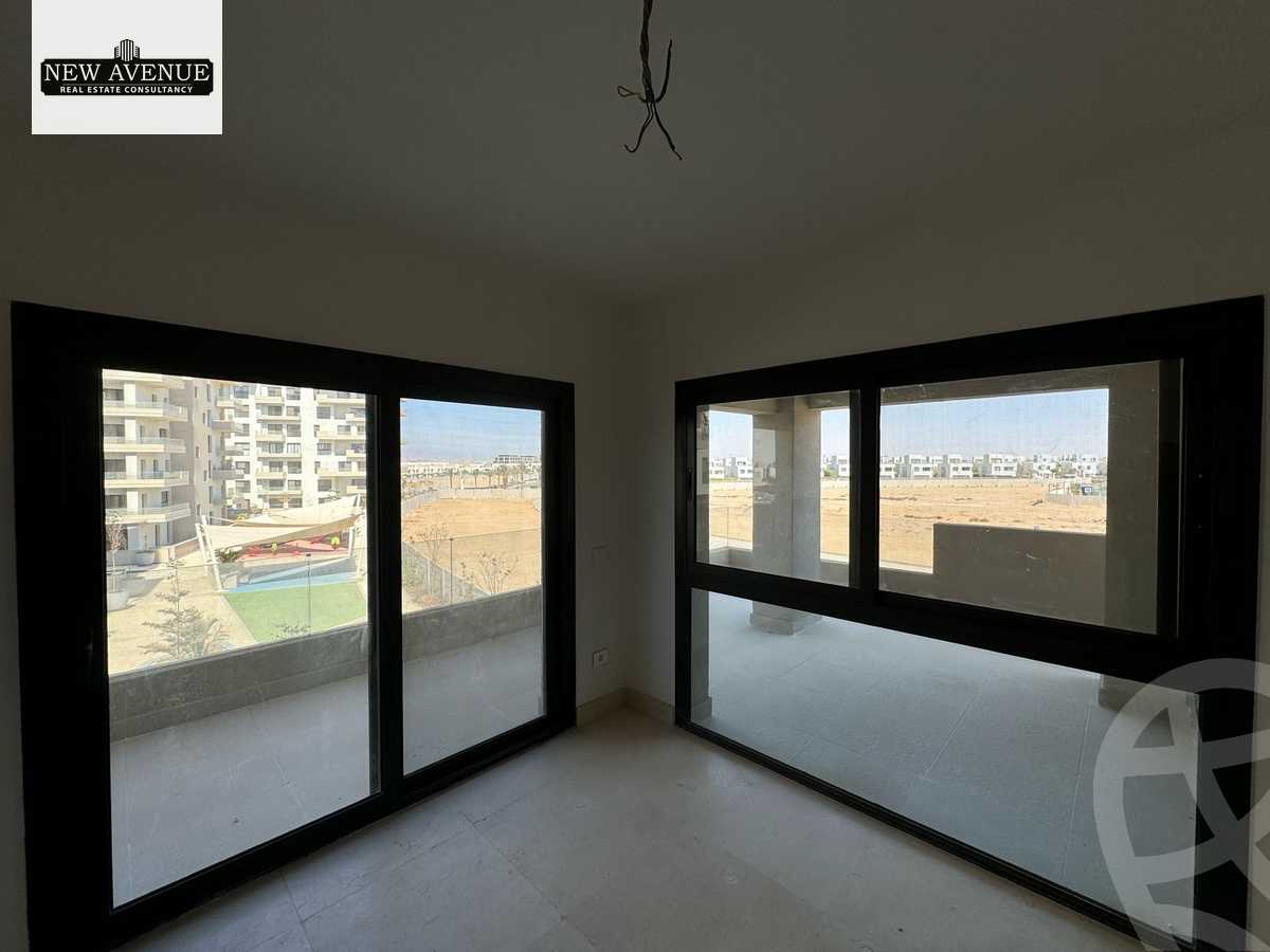 https://aqarmap.com.eg/ar/listing/6252861-for-sale-cairo-el-shorouk-compounds-al-burouj-compound-imkan