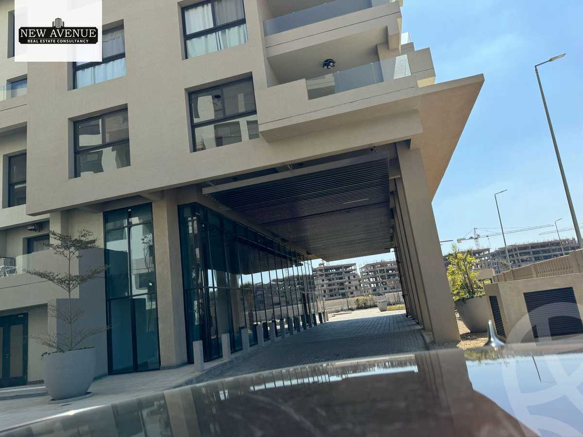 https://aqarmap.com.eg/ar/listing/6252861-for-sale-cairo-el-shorouk-compounds-al-burouj-compound-imkan