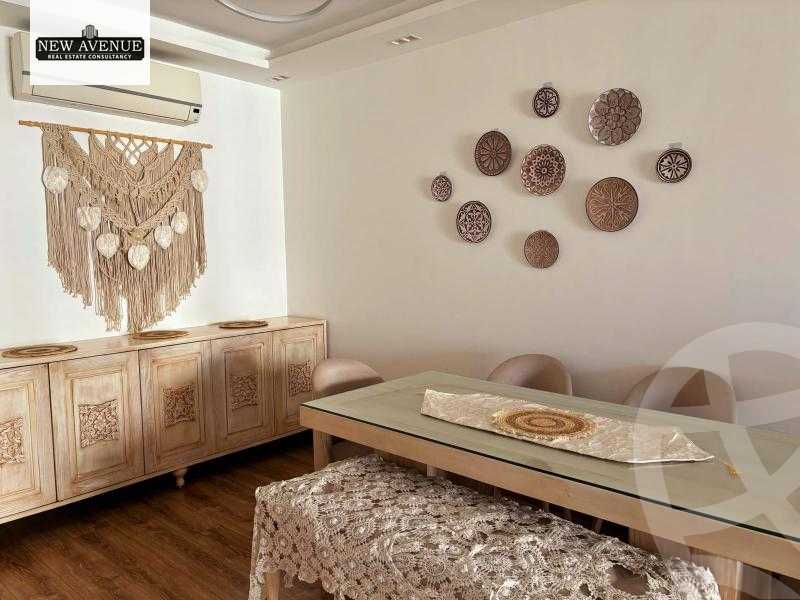 https://aqarmap.com.eg/en/listing/6253286-for-sale-cairo-new-cairo-compounds-regents-square-compound-al-dawlia