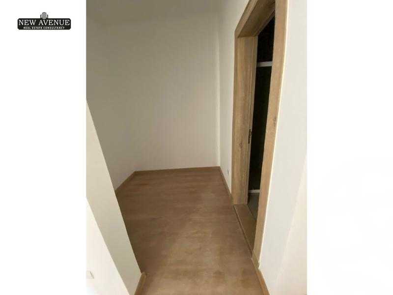 https://aqarmap.com.eg/ar/listing/6254049-for-sale-cairo-new-cairo-compounds-fifth-square