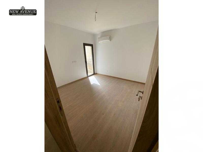 https://aqarmap.com.eg/ar/listing/6254049-for-sale-cairo-new-cairo-compounds-fifth-square