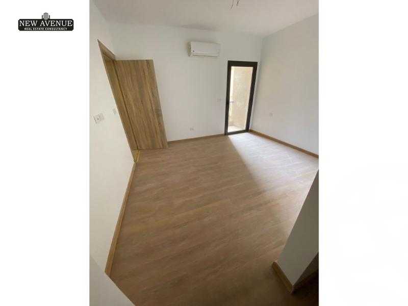 https://aqarmap.com.eg/ar/listing/6254049-for-sale-cairo-new-cairo-compounds-fifth-square