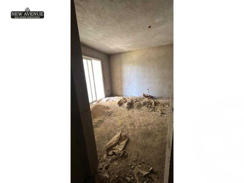 https://aqarmap.com.eg/ar/listing/6254096-for-sale-cairo-new-cairo-compounds-the-square
