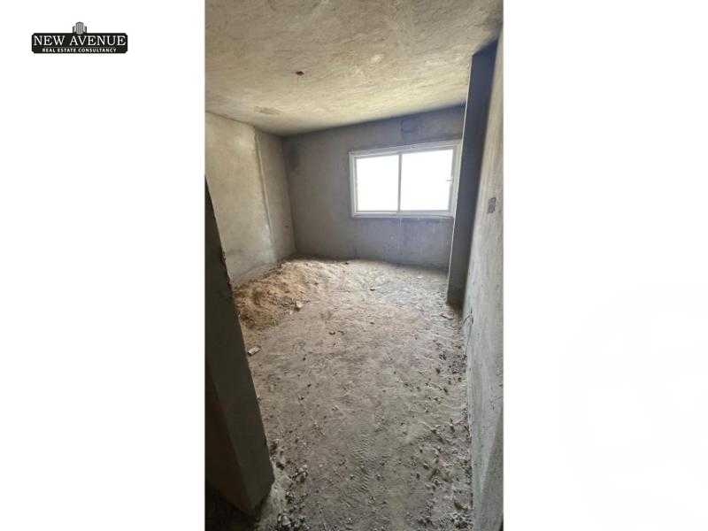 https://aqarmap.com.eg/ar/listing/6254096-for-sale-cairo-new-cairo-compounds-the-square