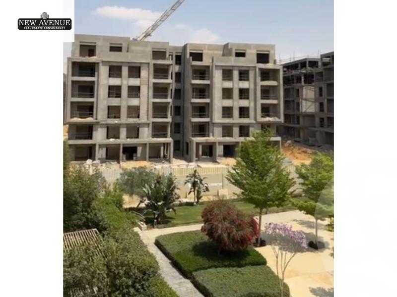 https://aqarmap.com.eg/ar/listing/6254208-for-sale-cairo-new-cairo-compounds-mwn-ryzydns-lmrsm-llttwyr
